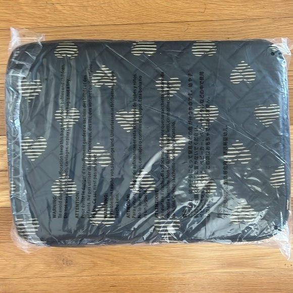 NWT Lug Crescendo 3-Piece Reversible Storage Bins in Hearts 🖤💛🖤💛 - Picture 2 of 10